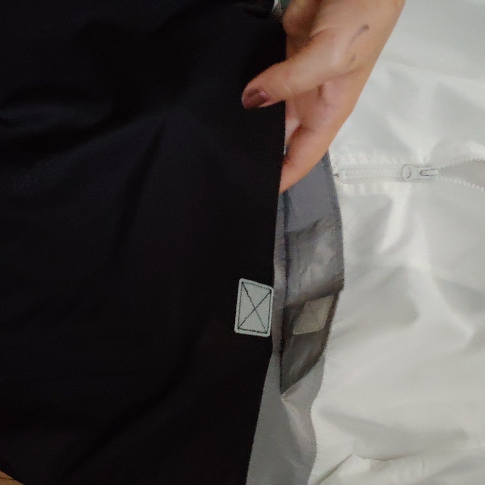 Beautiful Giant rain jacket